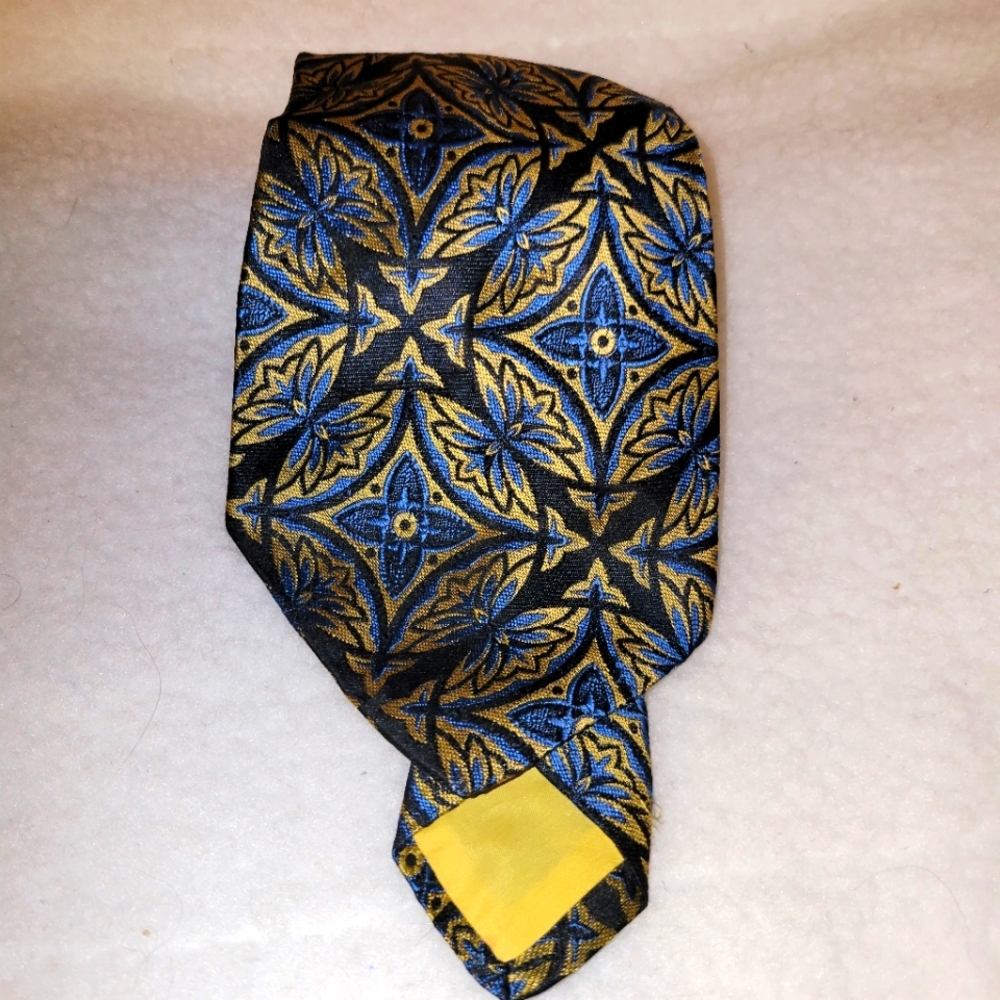 Tiffanys Collection Elegant Blue and Gold Patterned Men's Tie  All Silk